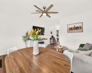 705 Nw 64th Place - Photo Thumbnail 15