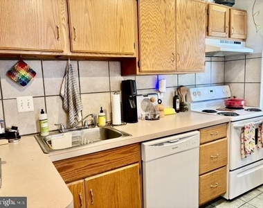 2620 Poplar Street - Photo Thumbnail 5