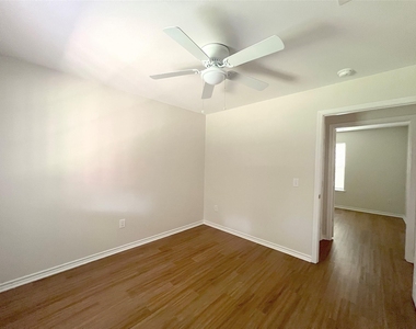 1006 2nd Street - Photo Thumbnail 18