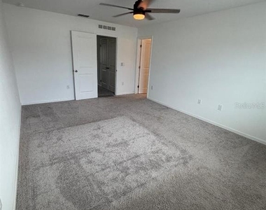 393 Grand Pine Lane - Photo Thumbnail 6