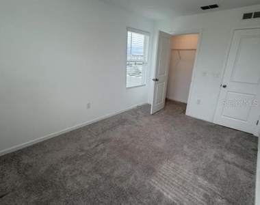 393 Grand Pine Lane - Photo Thumbnail 8