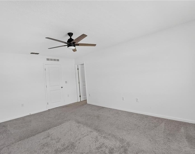 393 Grand Pine Lane - Photo Thumbnail 17