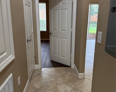 6335 Contessa Drive - Photo Thumbnail 15