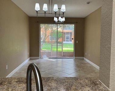 6335 Contessa Drive - Photo Thumbnail 7