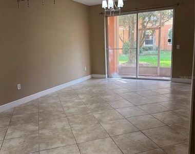 6335 Contessa Drive - Photo Thumbnail 10