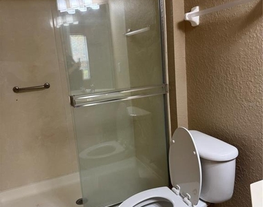 6335 Contessa Drive - Photo Thumbnail 22