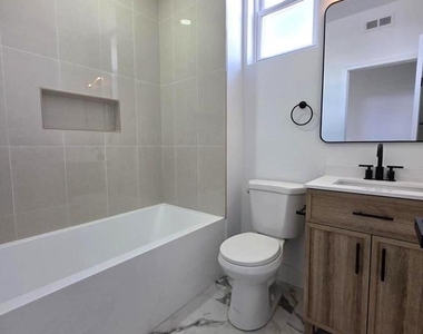 1520 S 22nd Street - Photo Thumbnail 7