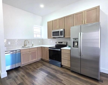 1520 S 22nd Street - Photo Thumbnail 1