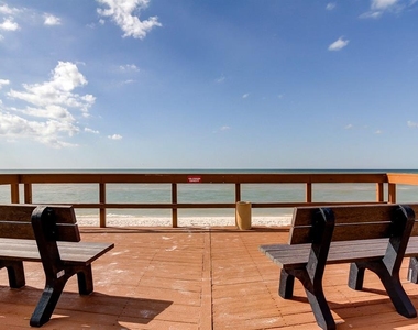 880 Mandalay Avenue - Photo Thumbnail 20