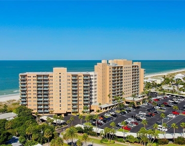880 Mandalay Avenue - Photo Thumbnail 35