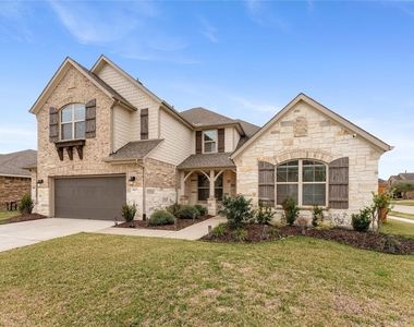 7623 Water Glen Lane - Photo Thumbnail 3