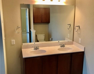 13609 Pine Warbler Dr - Photo Thumbnail 21