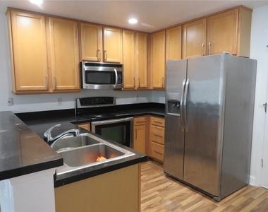 3387 Caruso Place - Photo Thumbnail 6
