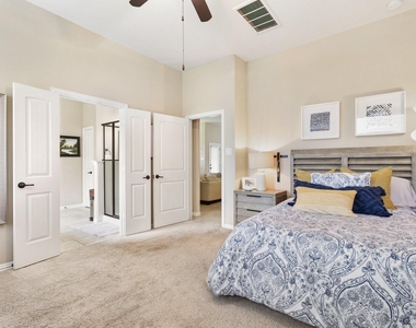 126 S Sawbridge Circle - Photo Thumbnail 11