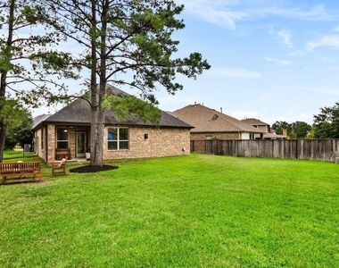 126 S Sawbridge Circle - Photo Thumbnail 15