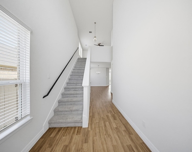 40615 Guillemont Lane - Photo Thumbnail 1