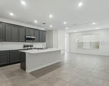 7043 Twilight Bay Drive - Photo Thumbnail 7