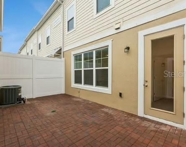 7043 Twilight Bay Drive - Photo Thumbnail 24