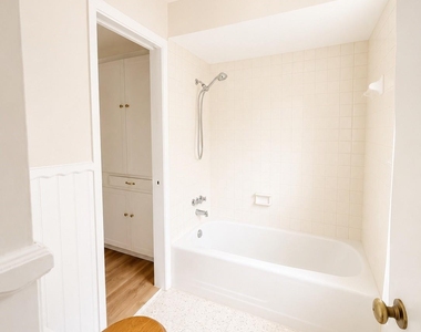 10223 Knoboak Drive - Photo Thumbnail 10