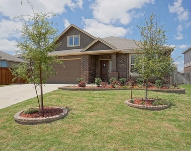 2908 Edwards Plateau - Photo Thumbnail 1