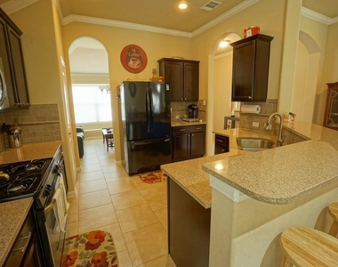 2908 Edwards Plateau - Photo Thumbnail 7