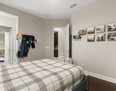 3967 Equine Cove - Photo Thumbnail 41