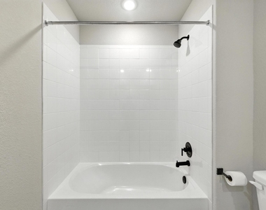 149 Hackberry Ln - Photo Thumbnail 22