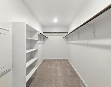149 Hackberry Ln - Photo Thumbnail 16