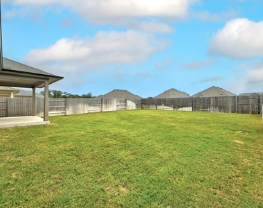 149 Hackberry Ln - Photo Thumbnail 23