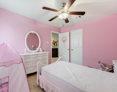 4515 Terrazza Verde Drive - Photo Thumbnail 8
