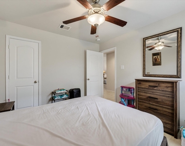 4515 Terrazza Verde Drive - Photo Thumbnail 10