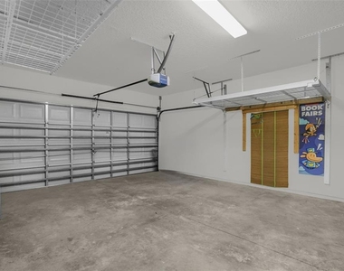 740 Ashworth Overlook Drive - Photo Thumbnail 26