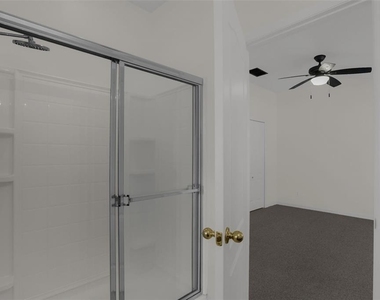 740 Ashworth Overlook Drive - Photo Thumbnail 24