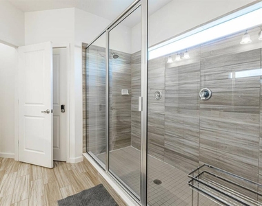 2678 Calistoga Avenue - Photo Thumbnail 20