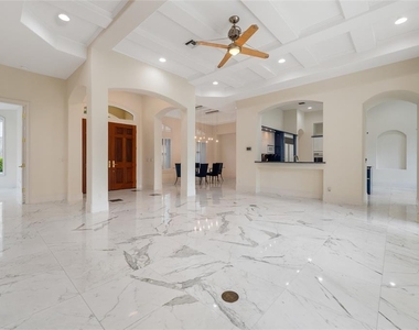 9701 Lake Isleworth Court - Photo Thumbnail 3