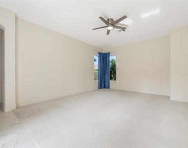 9701 Lake Isleworth Court - Photo Thumbnail 13
