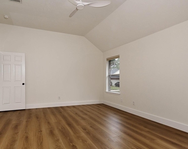 122 Abram - Photo Thumbnail 14