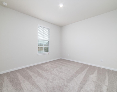 5831 Westwood Shore Drive - Photo Thumbnail 3