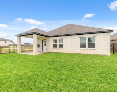 5831 Westwood Shore Drive - Photo Thumbnail 25