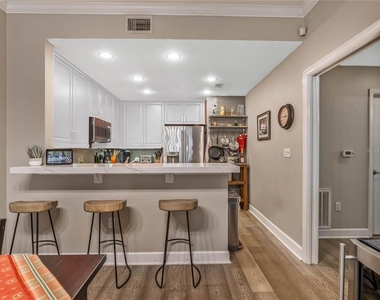 630 Vassar Street - Photo Thumbnail 5