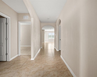 1112 Fox Path - Photo Thumbnail 2