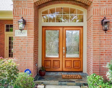 22303 Stormcroft Lane - Photo Thumbnail 2