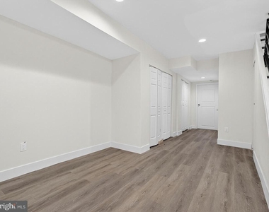 3020 Euclid Avenue - Photo Thumbnail 22