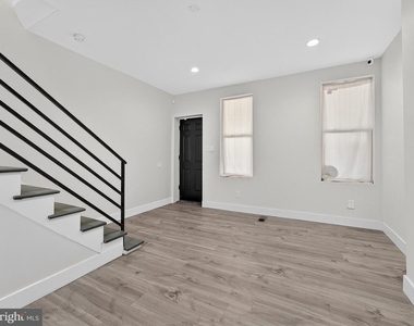 3020 Euclid Avenue - Photo Thumbnail 4