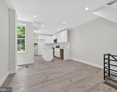 3020 Euclid Avenue - Photo Thumbnail 5