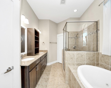 1807 W Webster Street - Photo Thumbnail 18