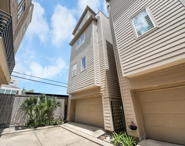 1807 W Webster Street - Photo Thumbnail 4