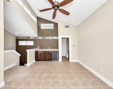 1807 W Webster Street - Photo Thumbnail 31