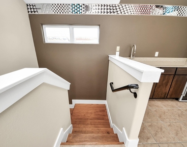1807 W Webster Street - Photo Thumbnail 29
