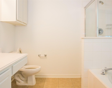 91 Genesee Ridge Drive - Photo Thumbnail 11